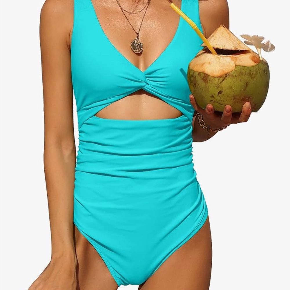 Women’s Tummy Control Cutout Swimsuit